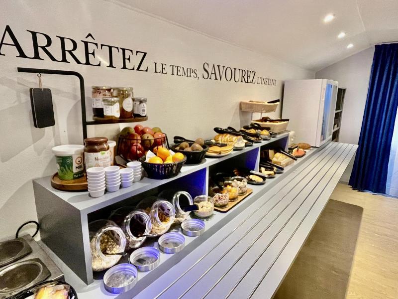 Kyriad Hotel La Fleche image