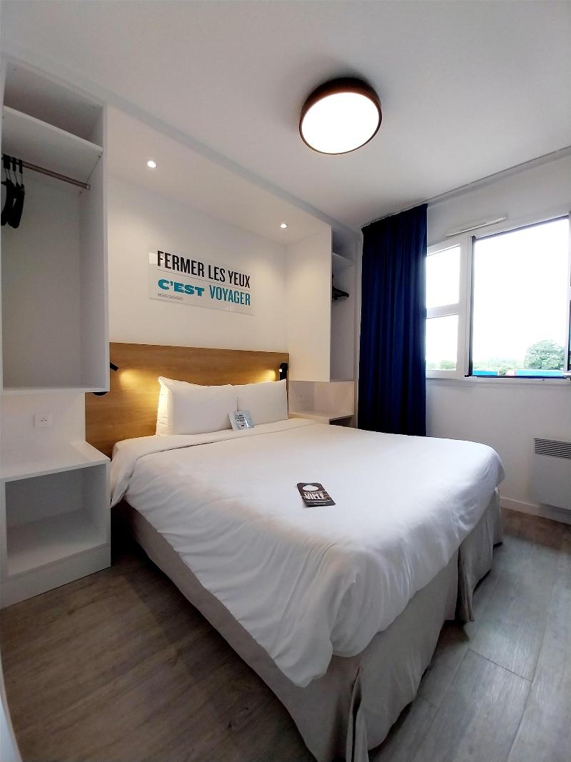Kyriad Hotel La Fleche image