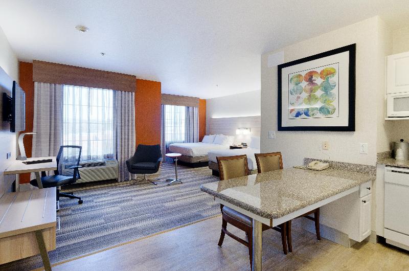 Holiday Inn Express Lexington — photo 38
