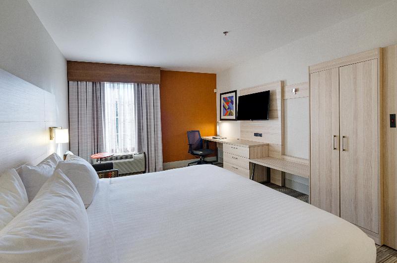 Holiday Inn Express Lexington — photo 15