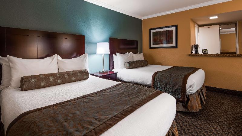 Best Western Plus Casino Royale Best Western Plus Casino Royale