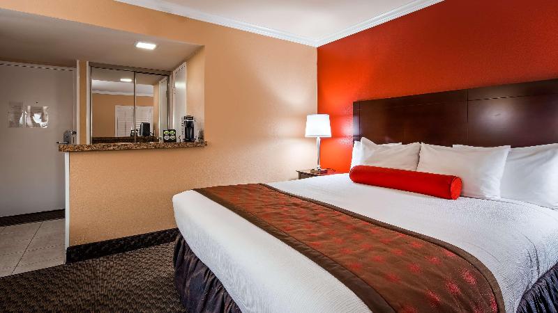 Best Western Plus Casino Royale Best Western Plus Casino Royale