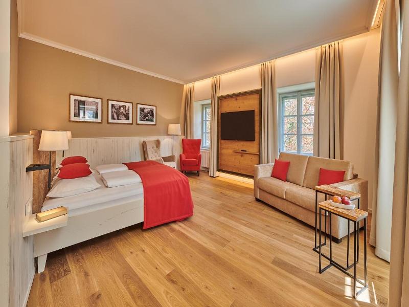 Schlosshotel an der Eisenstrasse image