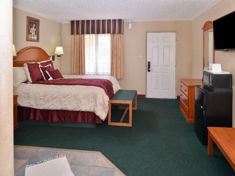 Americas Best Value Inn Lubbock East image