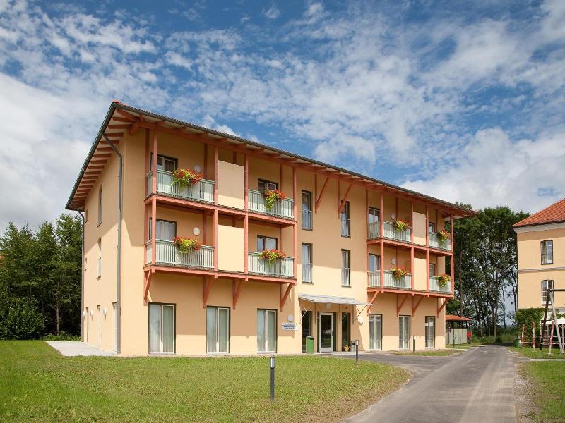 JUFA Fürstenfeld Sport Resort image