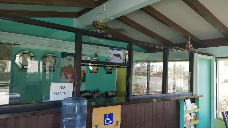 Town House Motel image