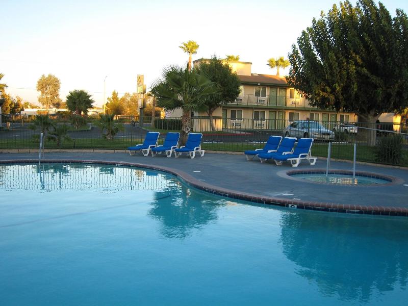 Town House Motel image