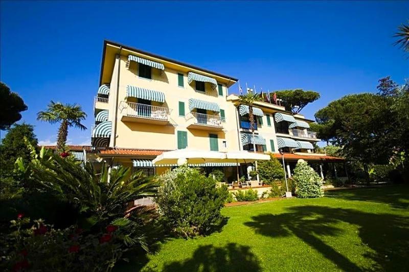 Gemma del Mare image