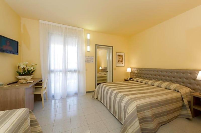 Gemma del Mare image