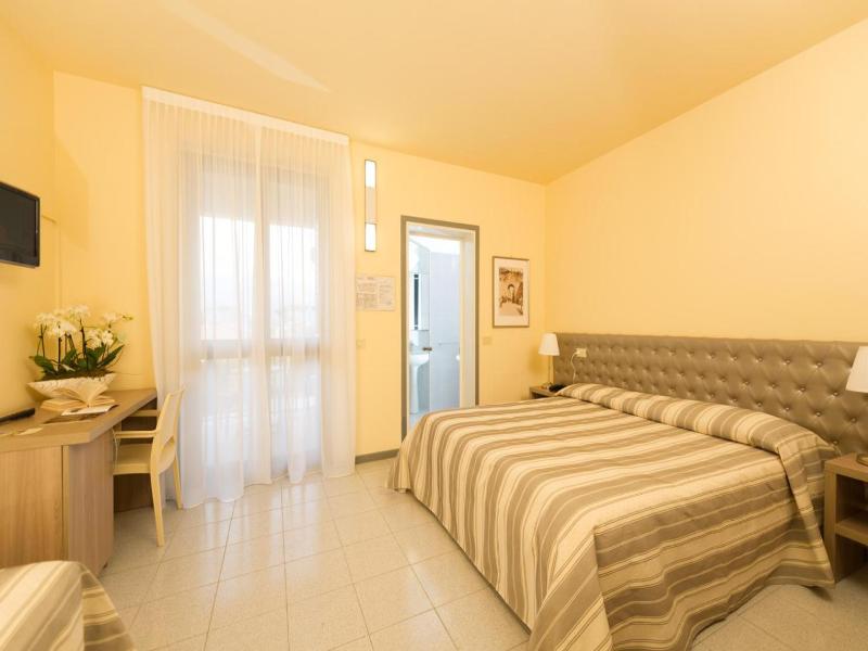 Gemma del Mare image