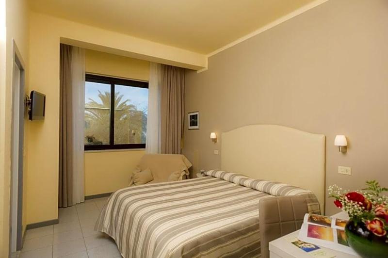 Gemma del Mare image