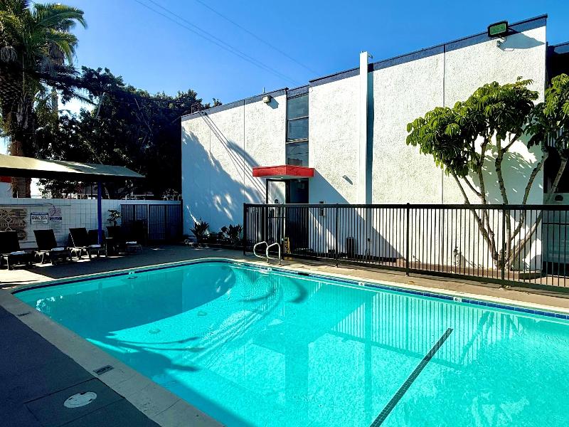 Days Inn by Wyndham Los Angeles Stadium Area/LAX image
