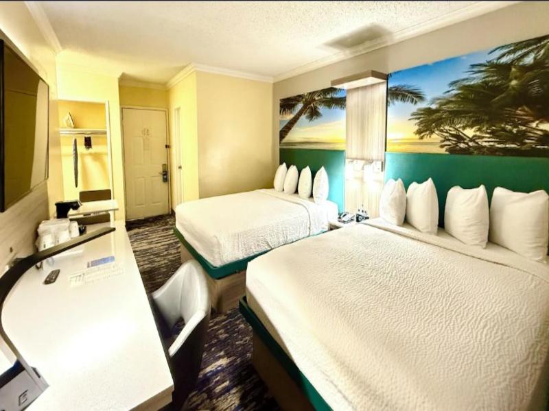 Days Inn by Wyndham Los Angeles Stadium Area/LAX image