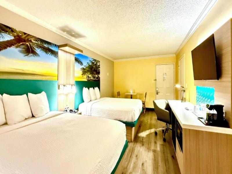 Days Inn by Wyndham Los Angeles Stadium Area/LAX image