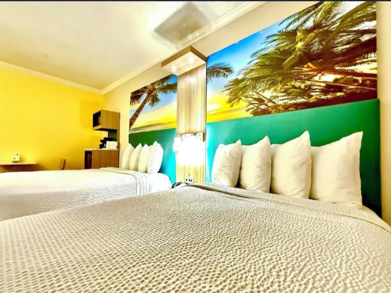 Days Inn by Wyndham Los Angeles Stadium Area/LAX image