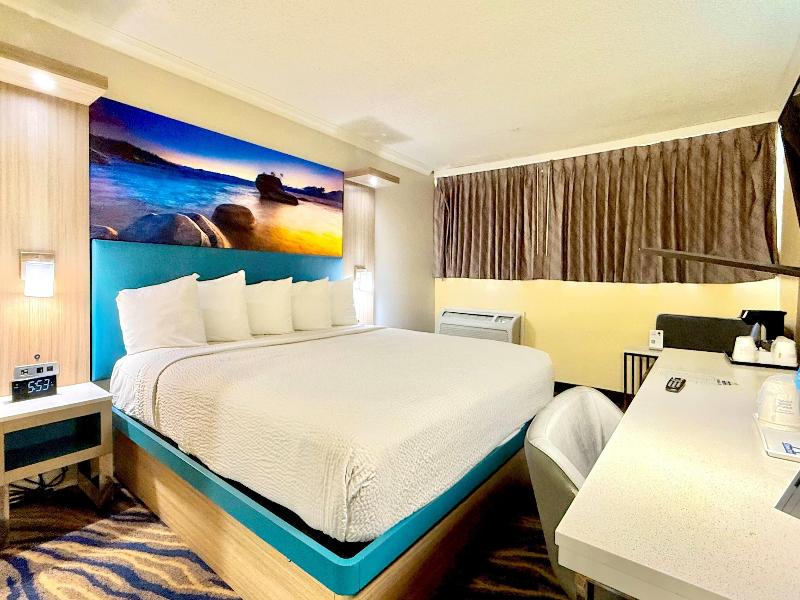 Days Inn by Wyndham Los Angeles Stadium Area/LAX image