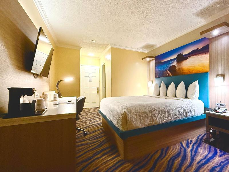 Days Inn by Wyndham Los Angeles Stadium Area/LAX image
