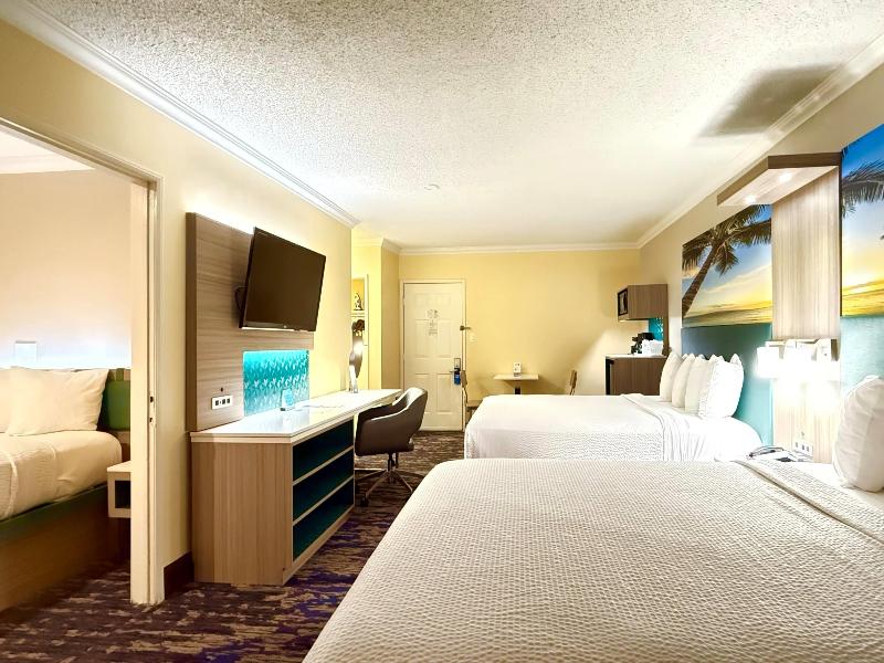 Days Inn by Wyndham Los Angeles Stadium Area/LAX image