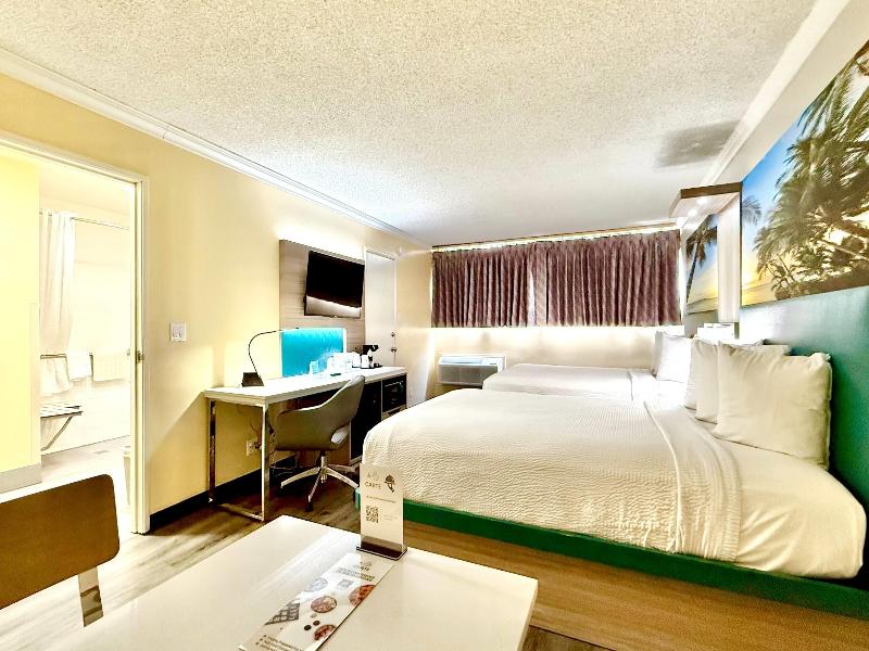 Days Inn by Wyndham Los Angeles Stadium Area/LAX image