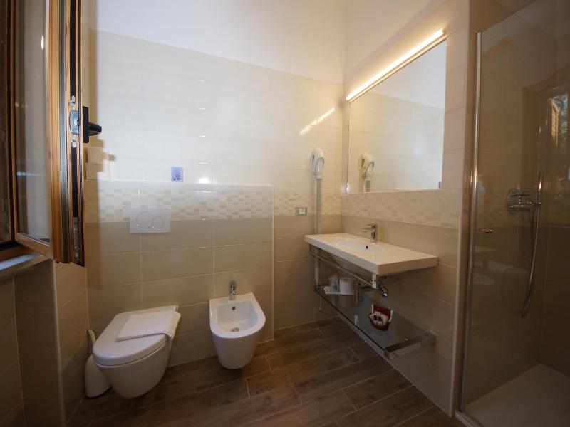 Alpi Hotel & Residence image