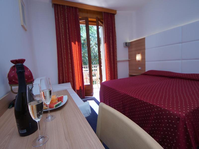 Alpi Hotel & Residence image