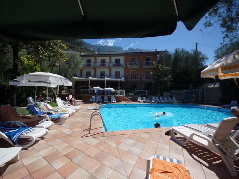 Alpi Hotel & Residence image