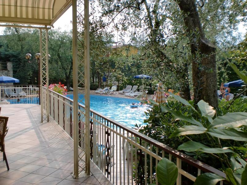 Alpi Hotel & Residence image
