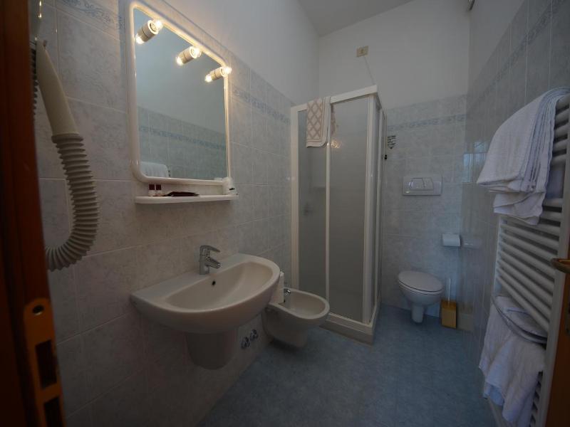 Alpi Hotel & Residence image