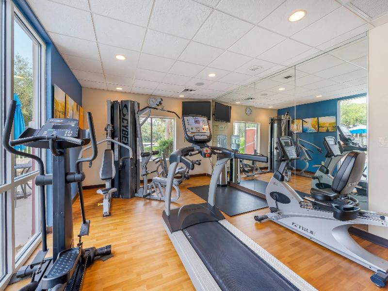 Comfort Suites The Villages image