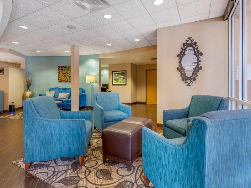 Comfort Suites The Villages image