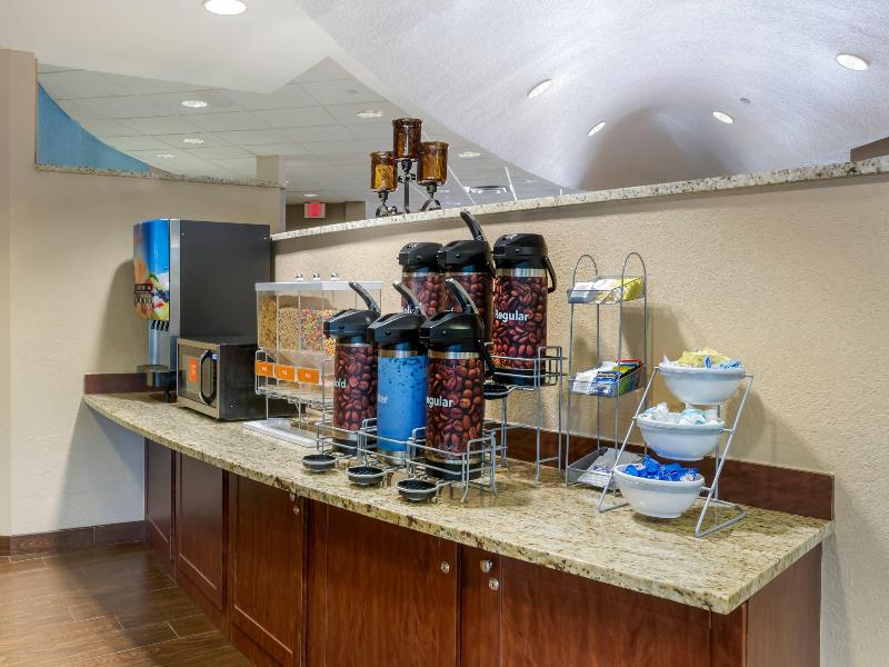 Comfort Suites The Villages image