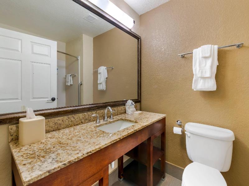 Comfort Suites The Villages image