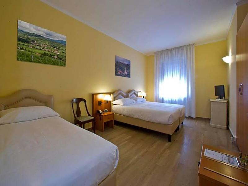 Veronello Resort  image