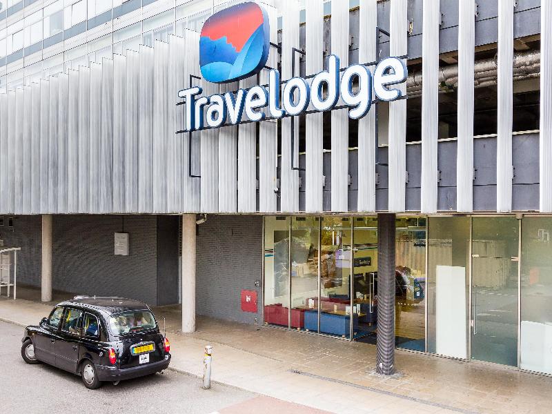 Travelodge London Chessington Tolworth image
