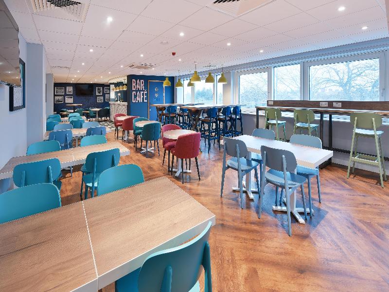 Travelodge London Chessington Tolworth image