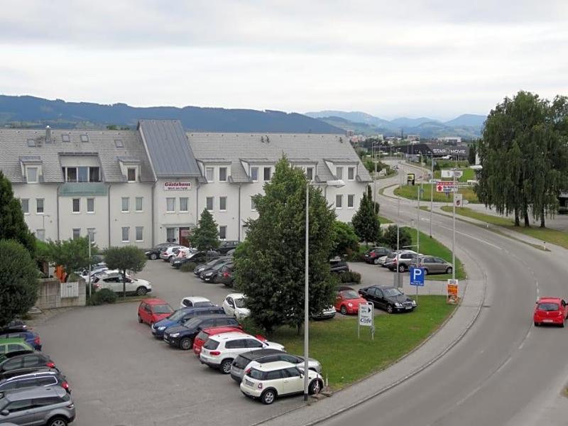 Wirt im Feld image