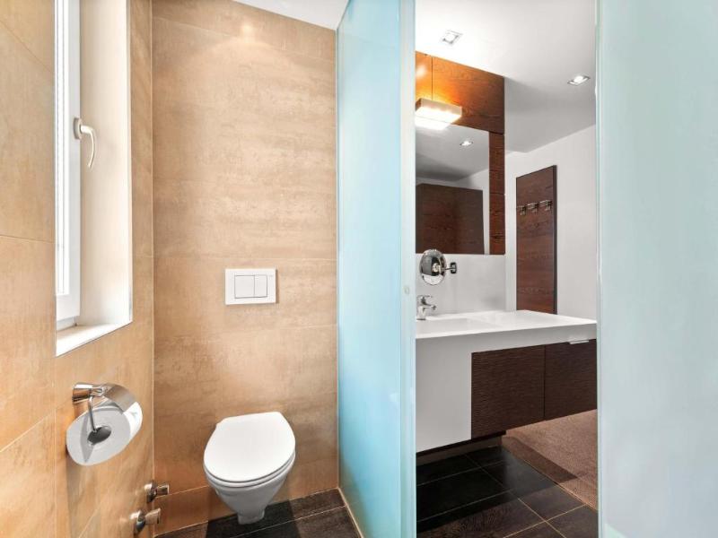 B&B HOTEL Linz City-Ost image