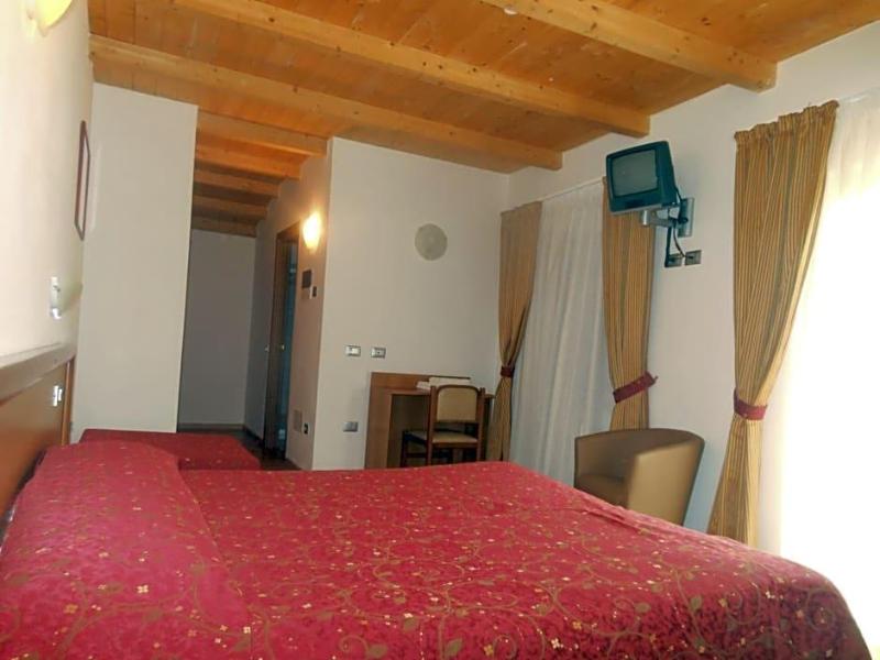 Hotel Montebaldina image