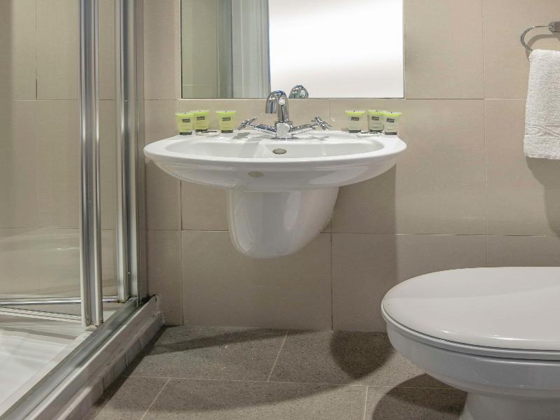 Queensway Hotel, Sure Hotel Collection by Best Wes image