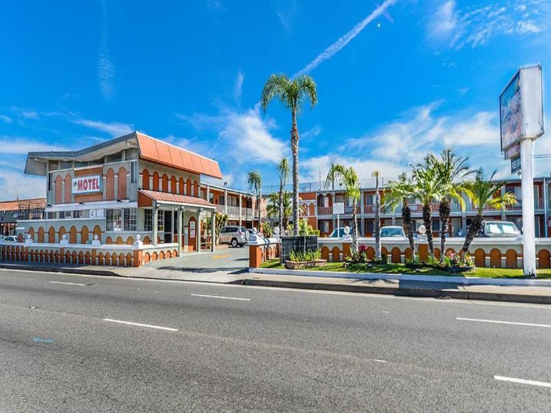 Aqua Venture Inn image