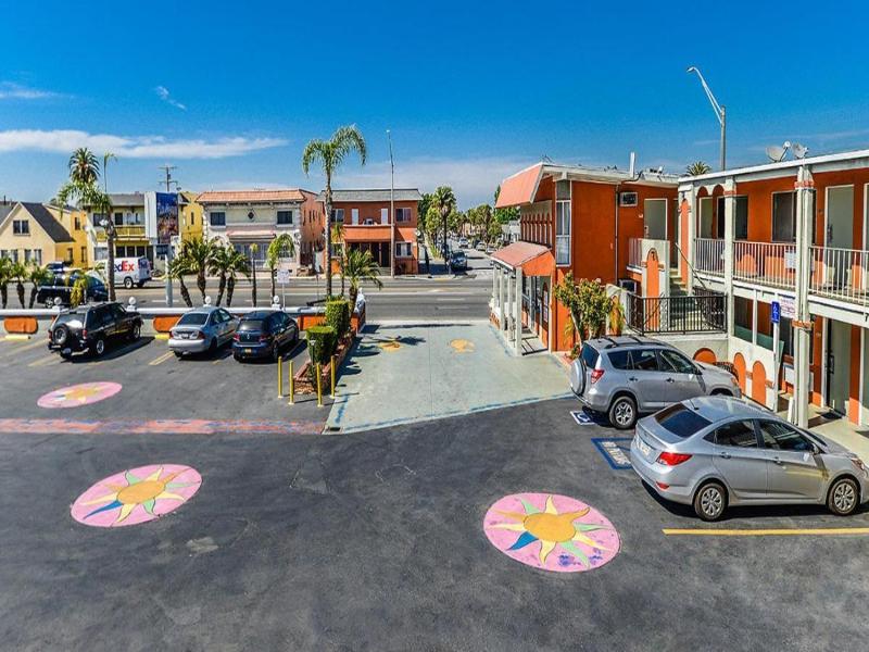Aqua Venture Inn image