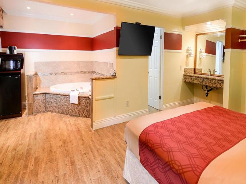 Aqua Venture Inn image