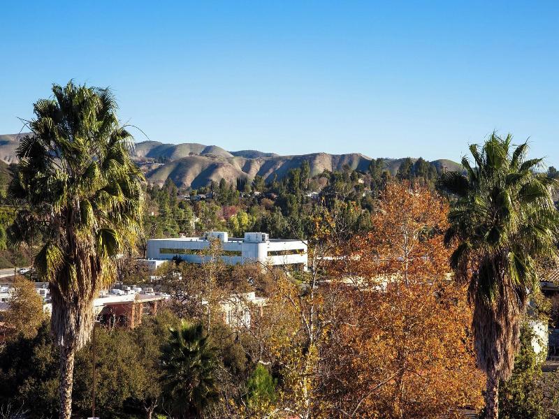 Sheraton Agoura Hills image