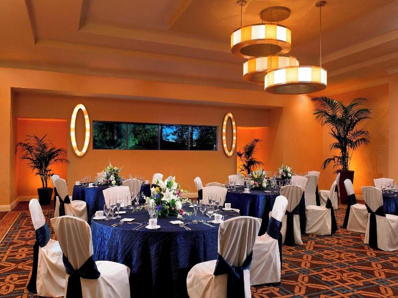 Sheraton Agoura Hills image
