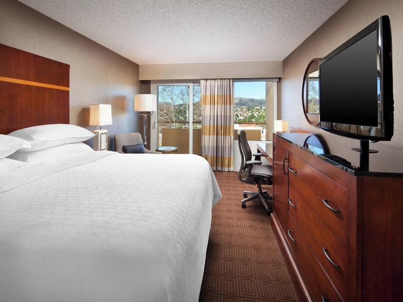Sheraton Agoura Hills image