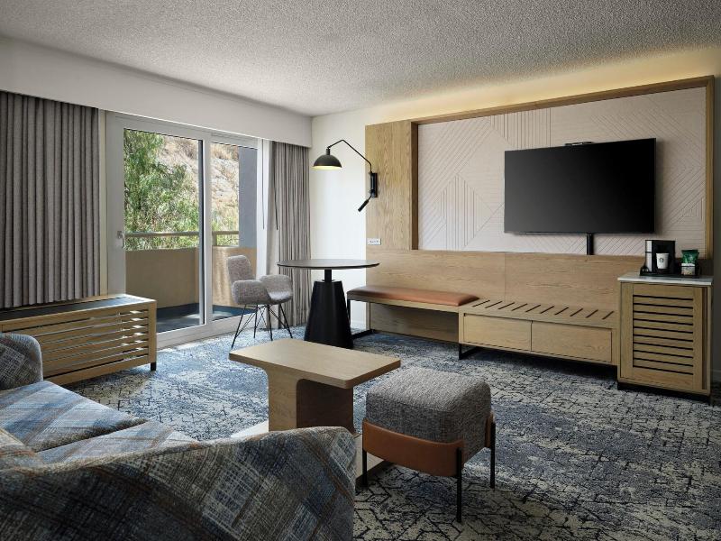 Sheraton Agoura Hills image
