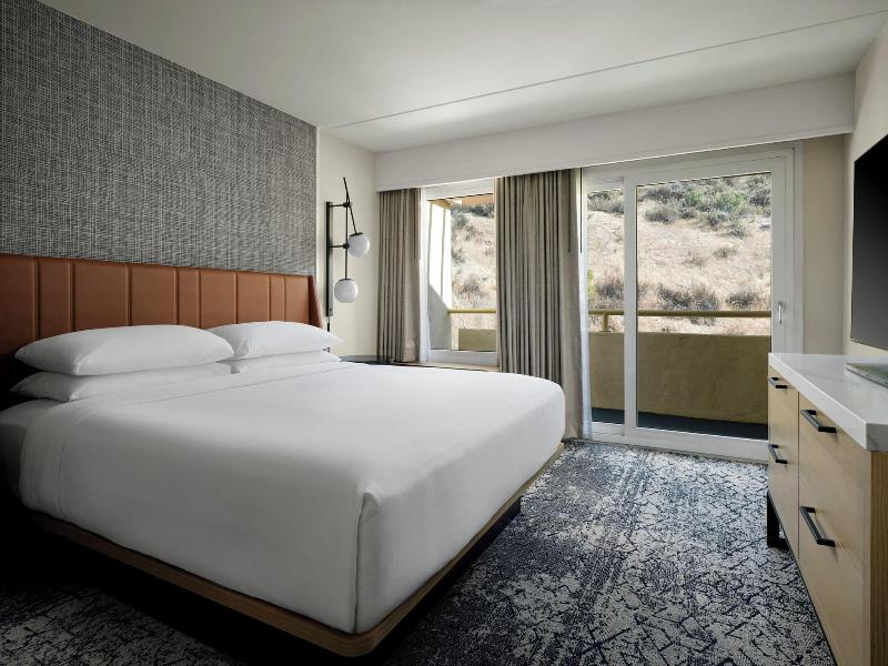 Sheraton Agoura Hills image