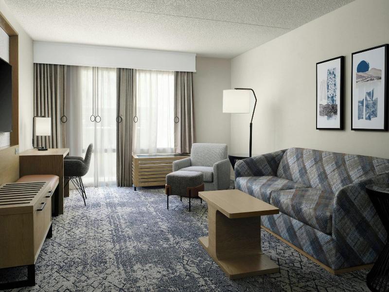 Sheraton Agoura Hills image