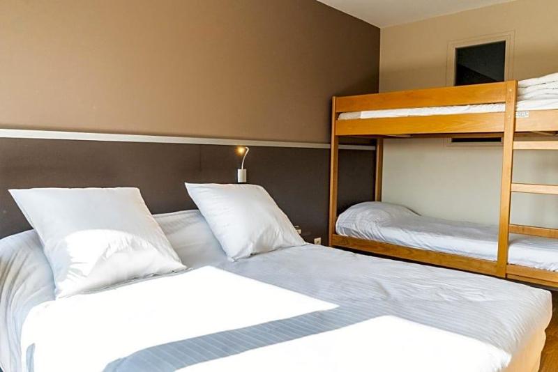 Hotel Newport image