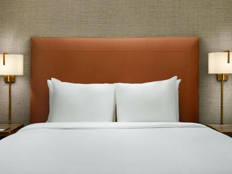 Courtyard by Marriott Los Angeles Pasadena/Old Tow image